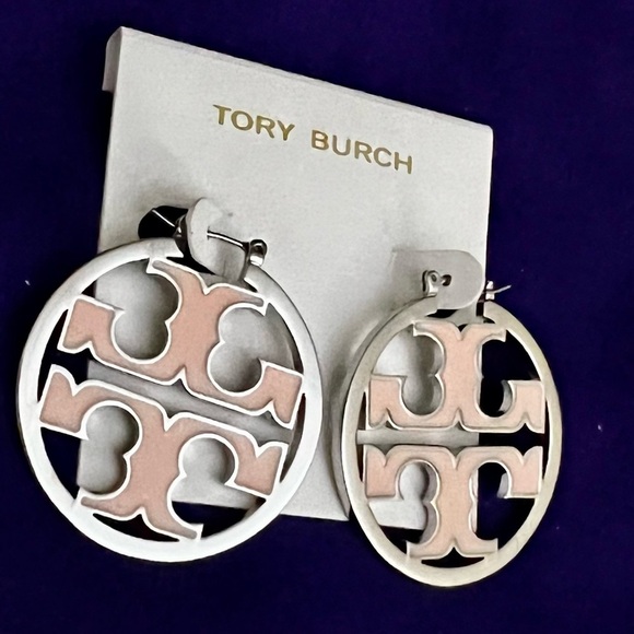 🆕 Tory Burch Authentic Silver And Pink Miller Enamel Inlay Hoop Earrings - Picture 8 of 11